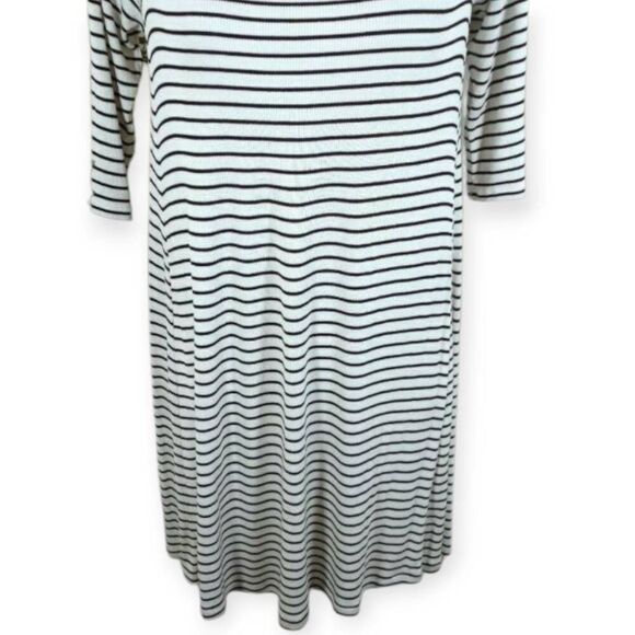 OLD NAVY WHITE & BLACK STRIPE DRESS SZ.M EUC. - Picture 3 of 5